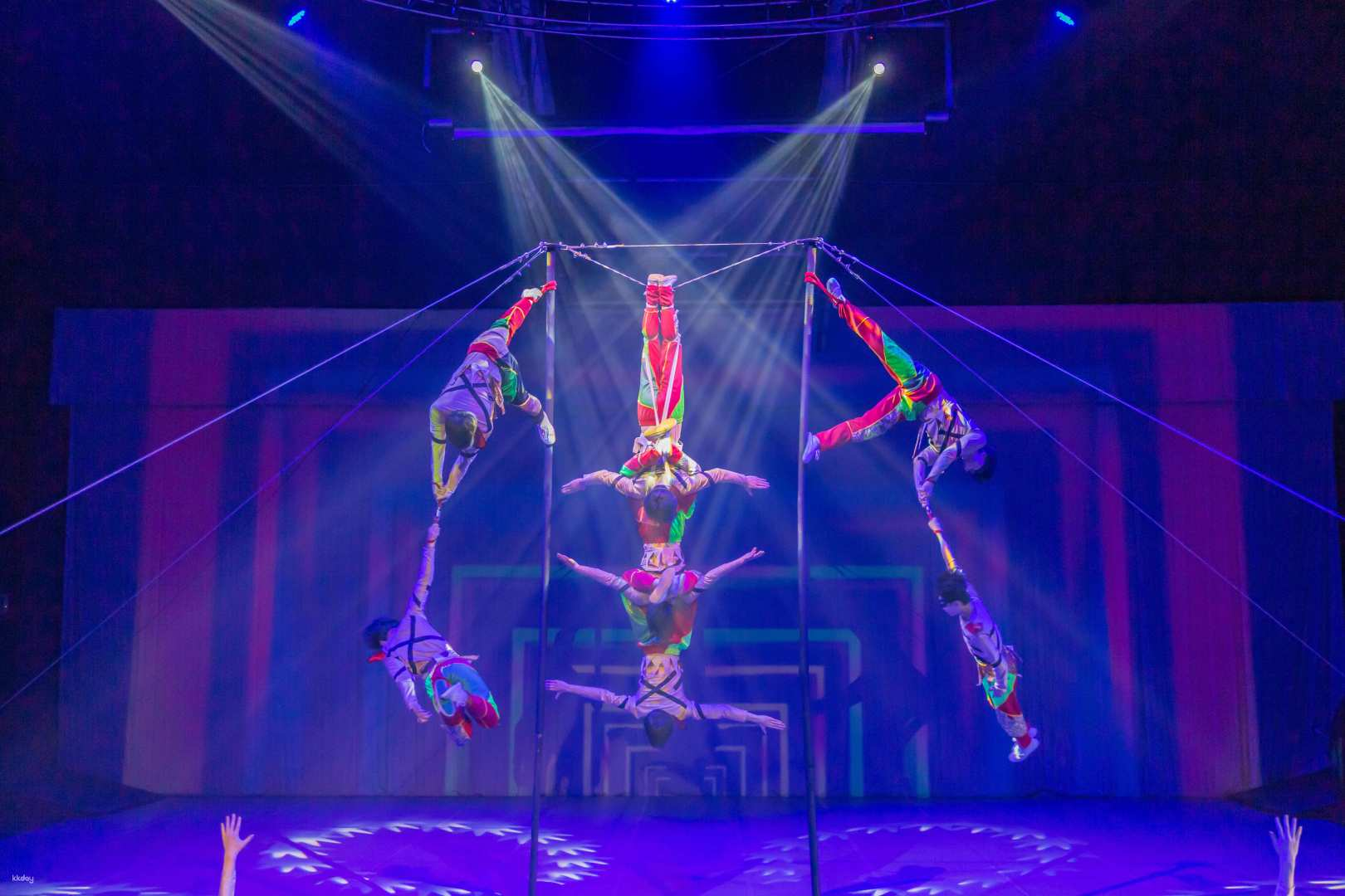 Step into a world of extraordinary talent as performers defy gravity showcasing unmatched acrobatics and artistry that will leave you in awe at Jeju Circus World. Experience the magic!